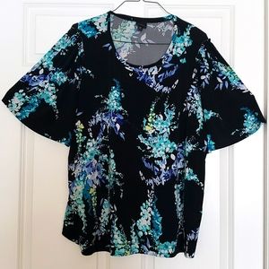 Worthington floral shirt top